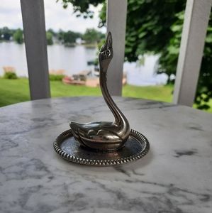 Vtg. Ring Holder #2
